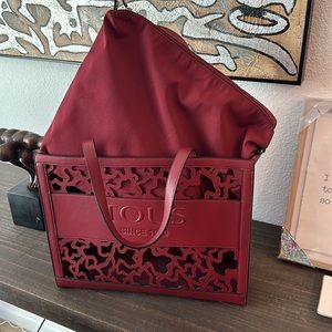 BRAND NEW - TOUS Amaya Kaos Shock bag in LIMITED EDITION DEEP RED w/Inner Bag
